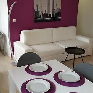 https://apartment-in-palace-of-graphics.hotels-in-ljubljana.com